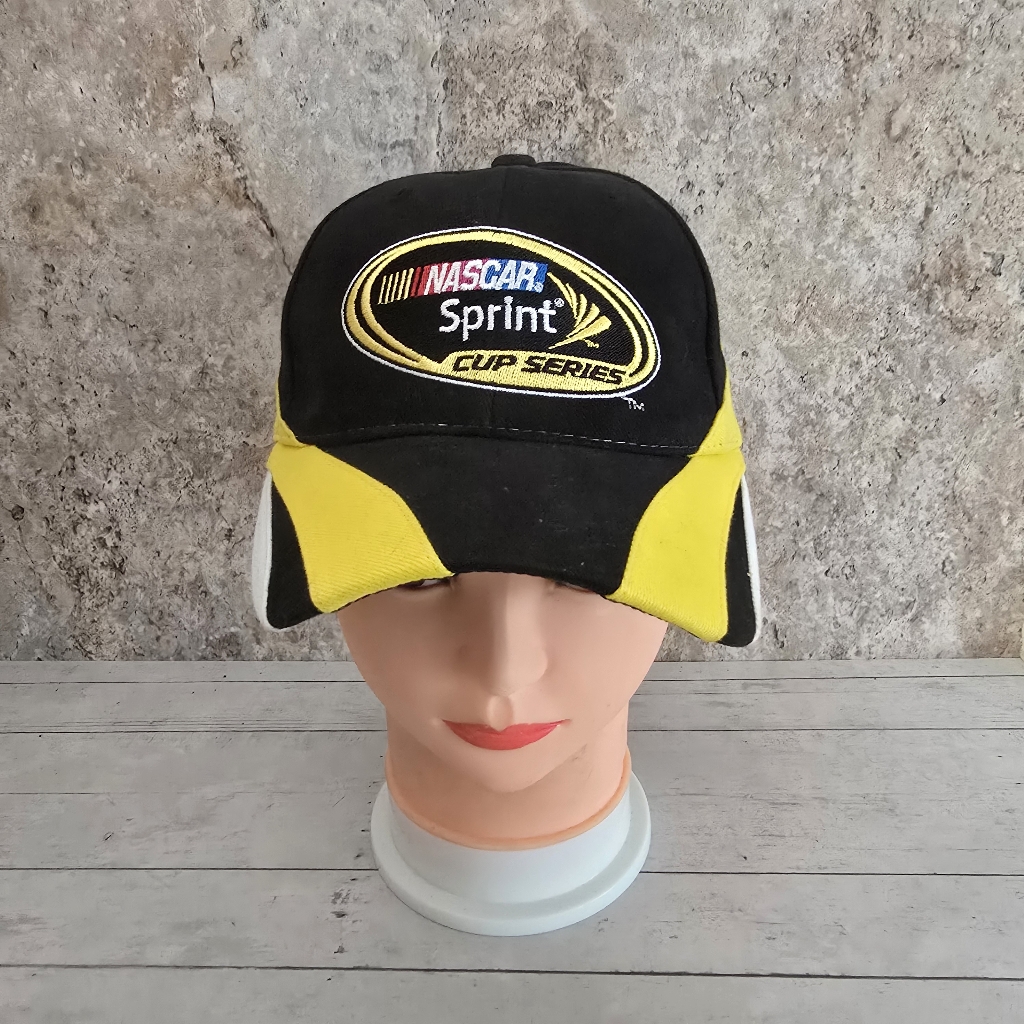 2008 Nascar Sprint Cup Series Black And Yellow Cap 2008 Nascar Sprint Cup Series Black And Yellow Cap